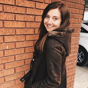 Meet your Posher, Emma